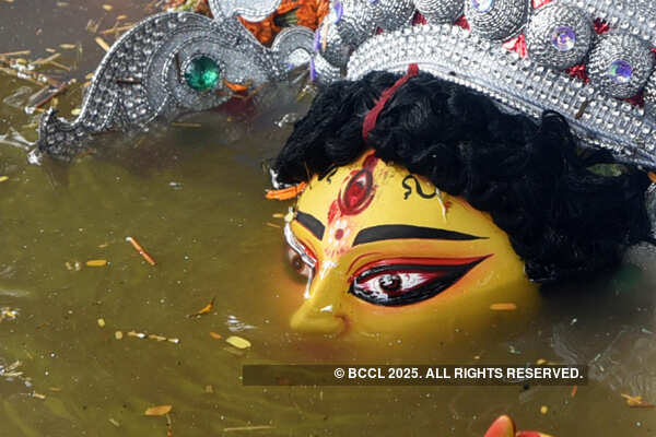 Durga Puja celebrations end with idol immersion
