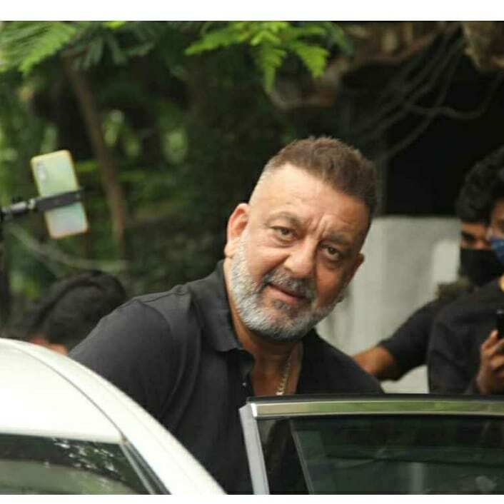 Sanjay Dutt flaunts his platinum blonde hairdo in these new pictures