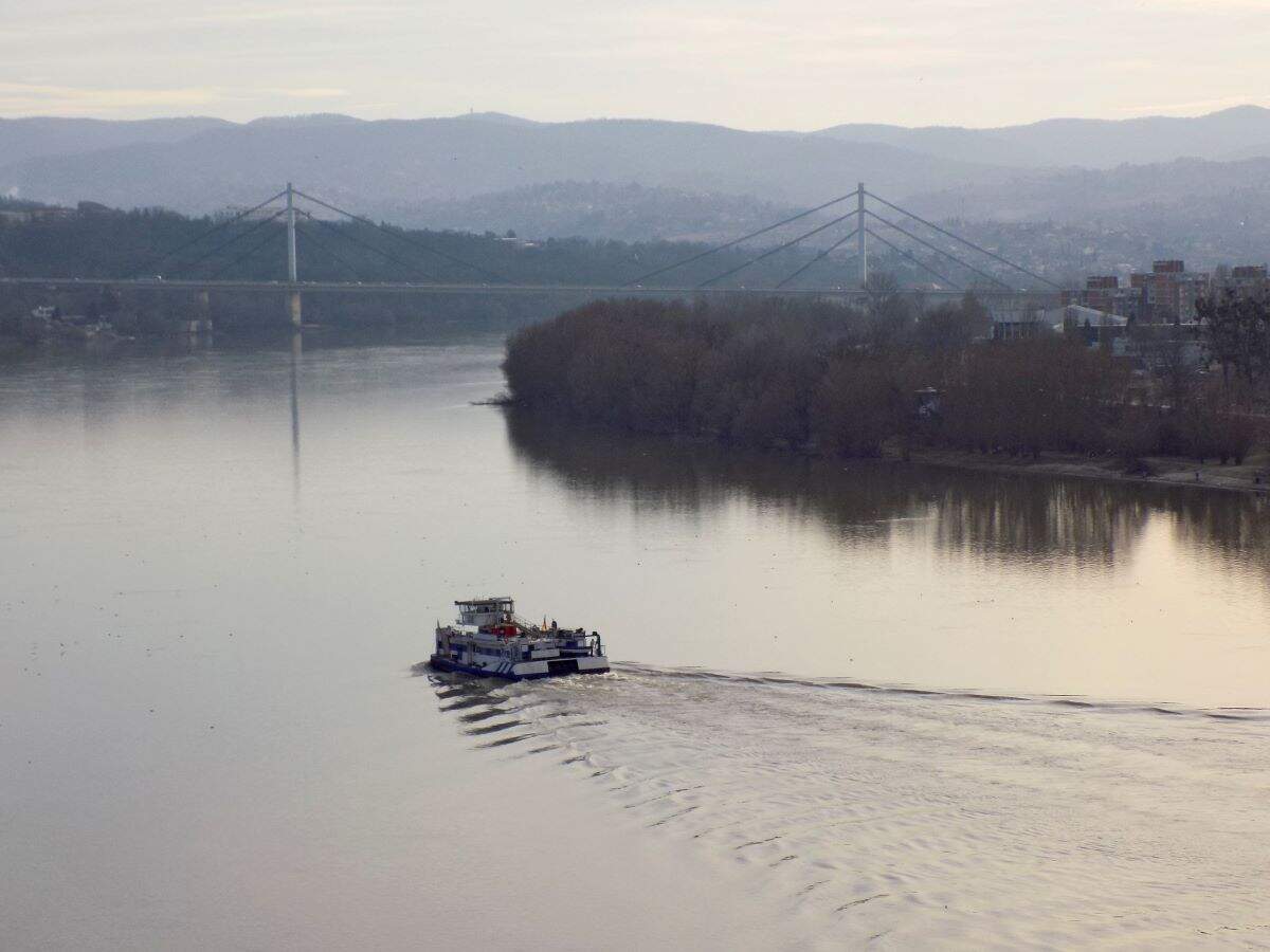 Haridwar: Hovercrafts on cards to ferry visitors during Mahakumbh 2021 Haridwar: Hovercrafts on cards to ferry visitors during Mahakumbh 2021