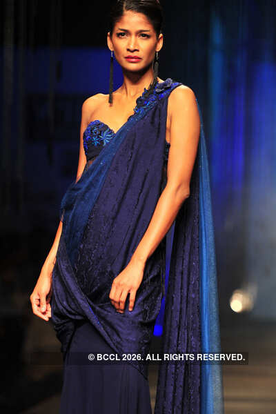 WIFW '11: Day 1: Tarun Tahiliani