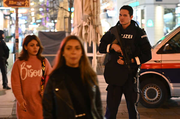 5 dead, 15 wounded in Vienna terror attack