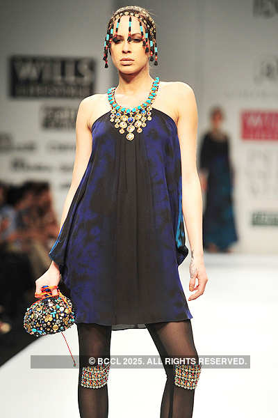 WIFW '11: Day 2: Ashima & Leena