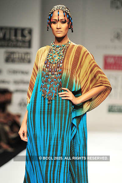 WIFW '11: Day 2: Ashima & Leena