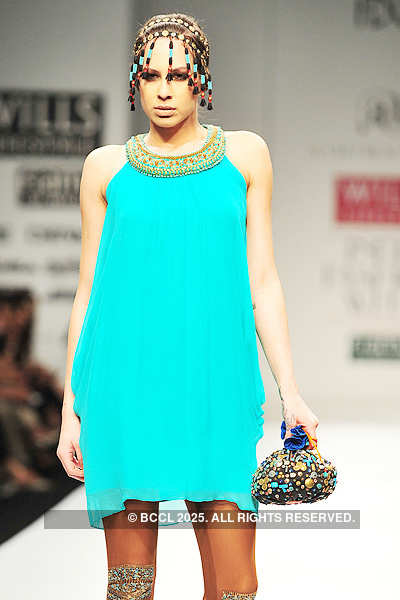 WIFW '11: Day 2: Ashima & Leena