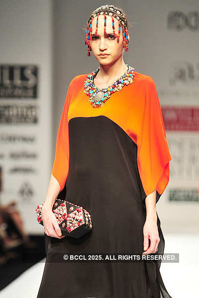 WIFW '11: Day 2: Ashima & Leena