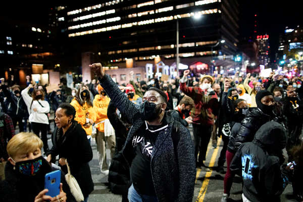 US Elections: Thousands rally to 'protect the vote'