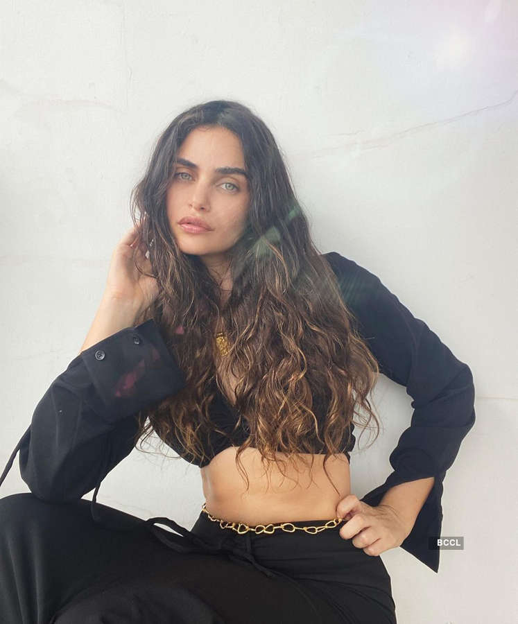 Gabriella Demetriades' stunning pictures are a rage on the internet