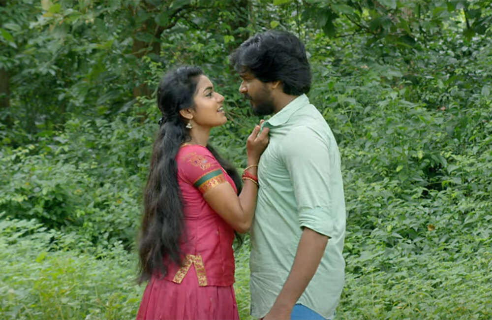 Oru-Pakka-Nadan-Premam1