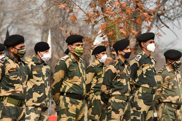 Wreath-laying ceremony of BSF jawan held in Srinagar