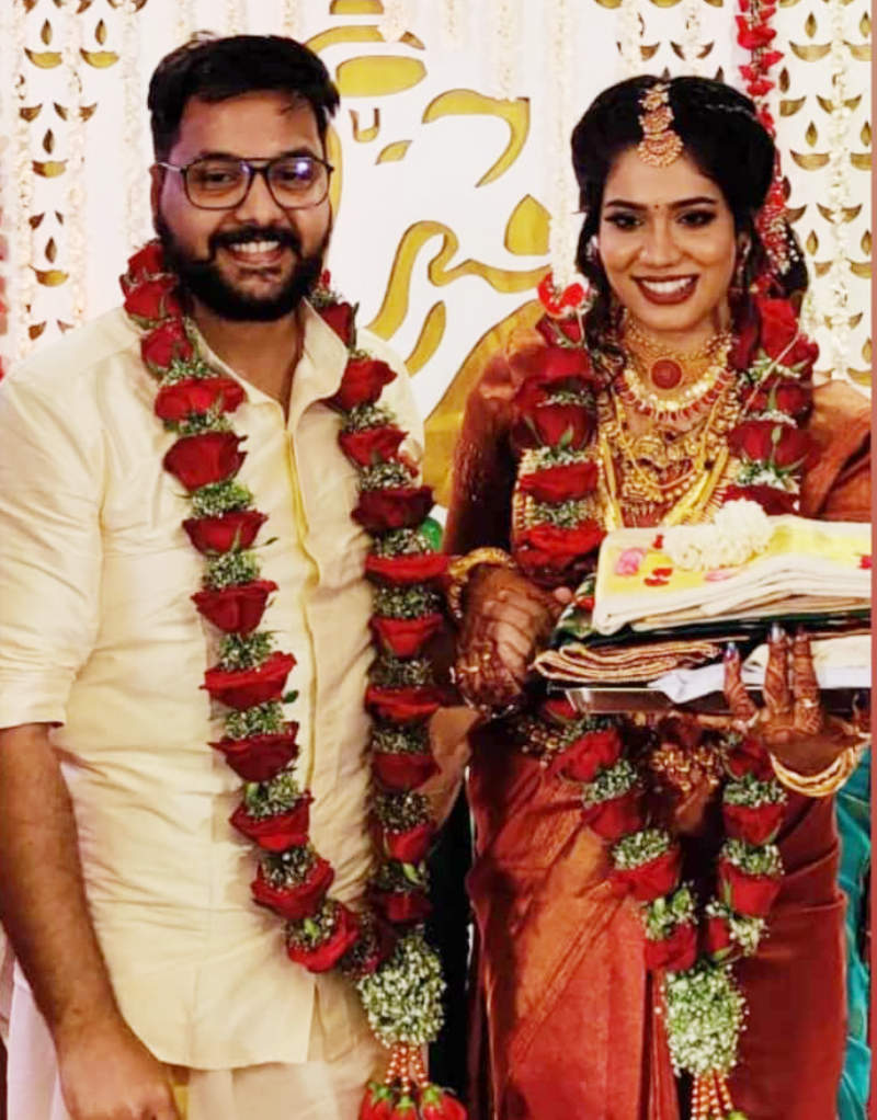 ‘Kudumbavilakku’ actress Athira Madhav ties the knot with long-term boyfriend Rajeev Menon