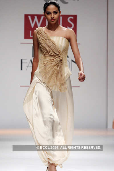 WIFW '11: Day 3: Ritu and Rochana