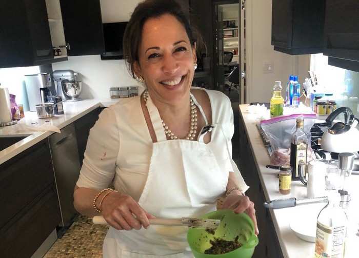 Kamala Harris News: Dosas to chicken roast, Kamala Harris cooks her way ...