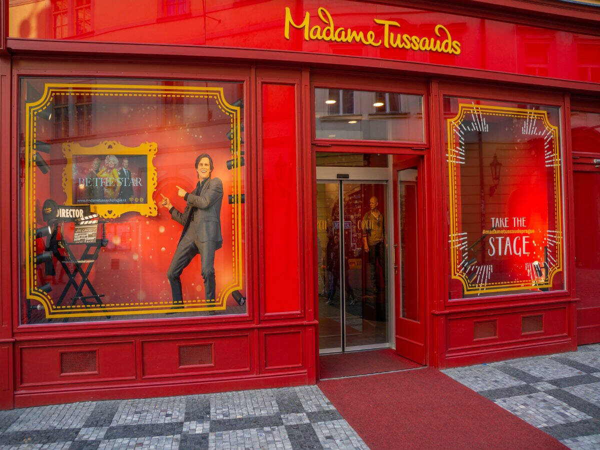 Madame Tussaud in London gives a golfer makeover to Donald Trump’s statue after he loses in US election