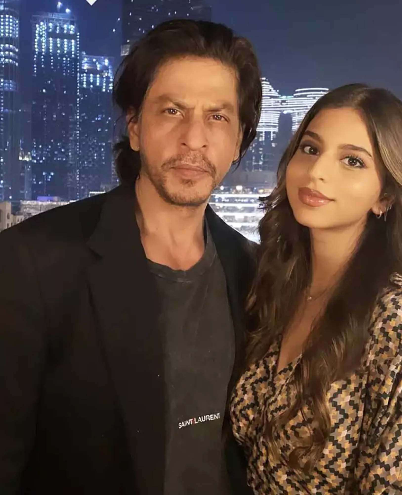 Party pictures of SRK&rsquo;s kids Suhana & Aryan Khan from their New Year celebration go viral...