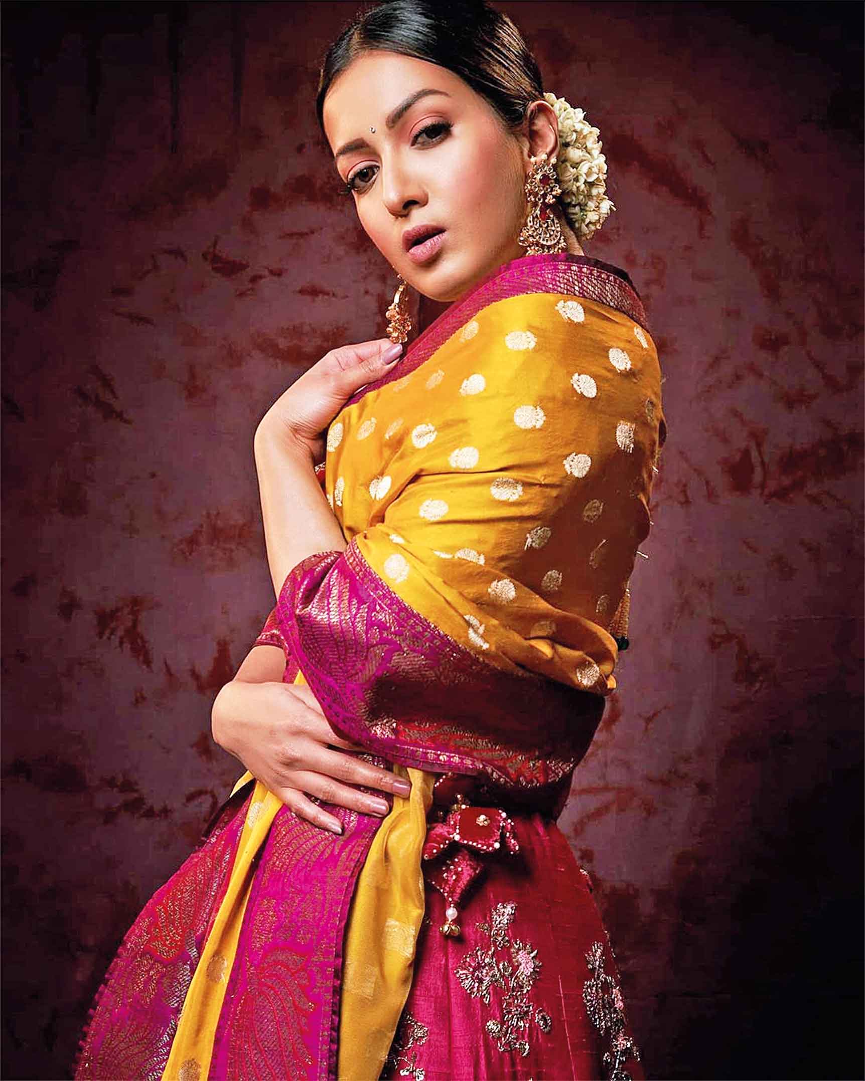 catherine tresa in madras saree