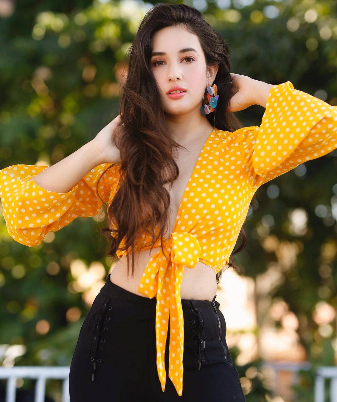 Glamorous pictures of Nepali beauty Aditi Budhathoki are too good to ...