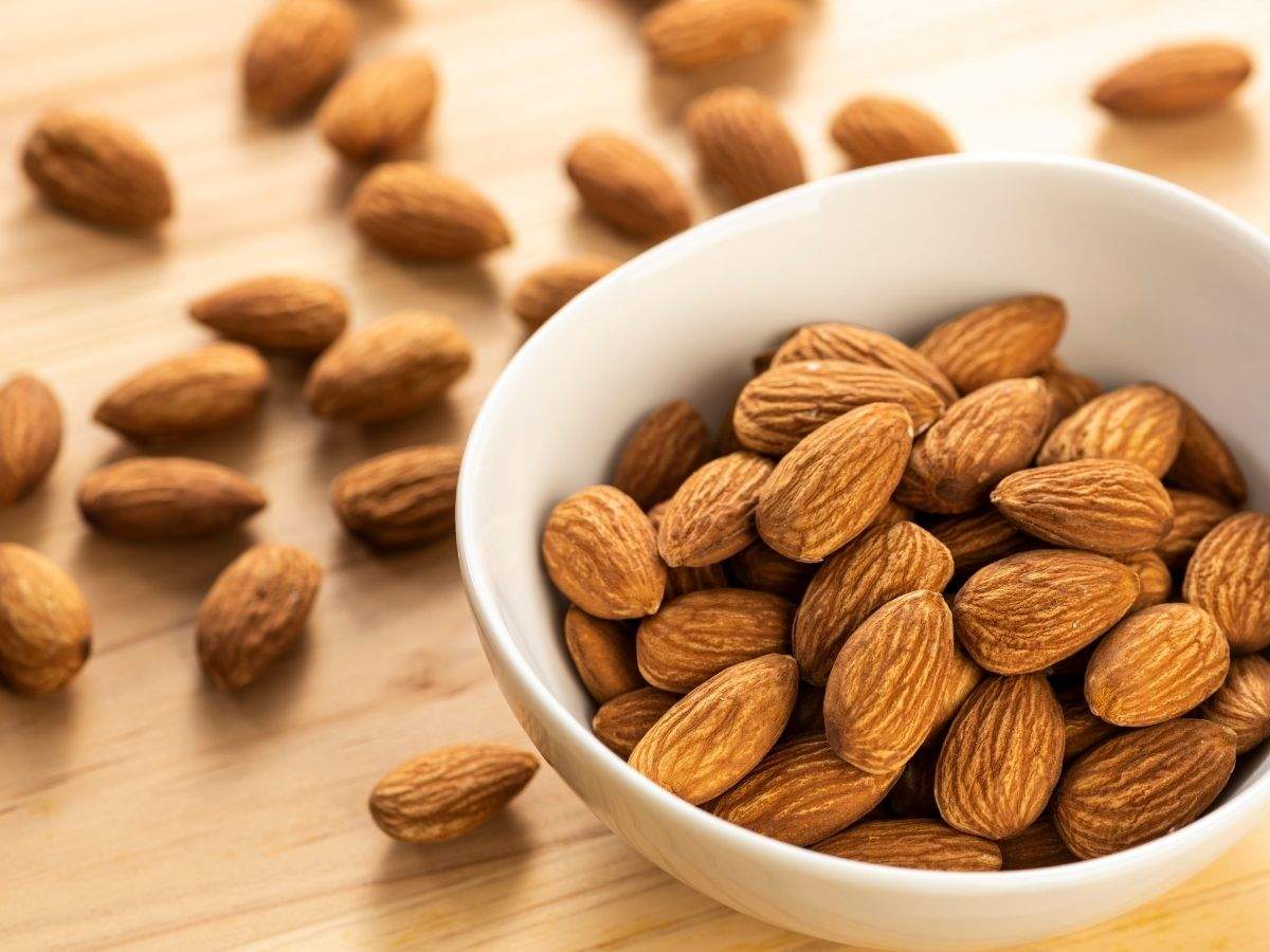 Raw almonds vs. Soaked almonds: What's better and why? | The Times of India