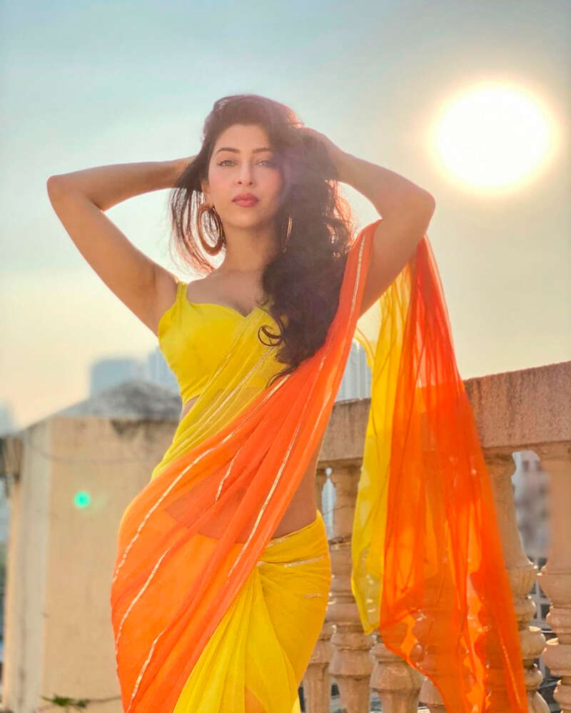 <BR> is turning heads with her bewitching pictures <BR> is turning heads with her bewitching pictures