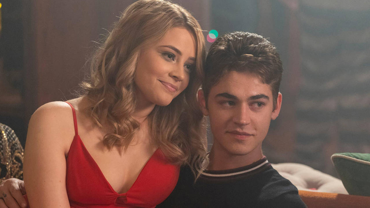 Tessa and Hardin in a New Year Eve party in After We Collided.