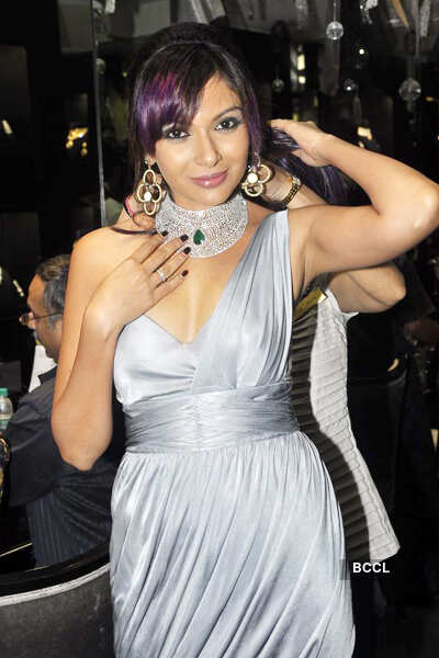 Gehna jewellers 25th anniv. bash