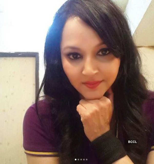 After death, pictures of TV actress Leena Acharya go viral