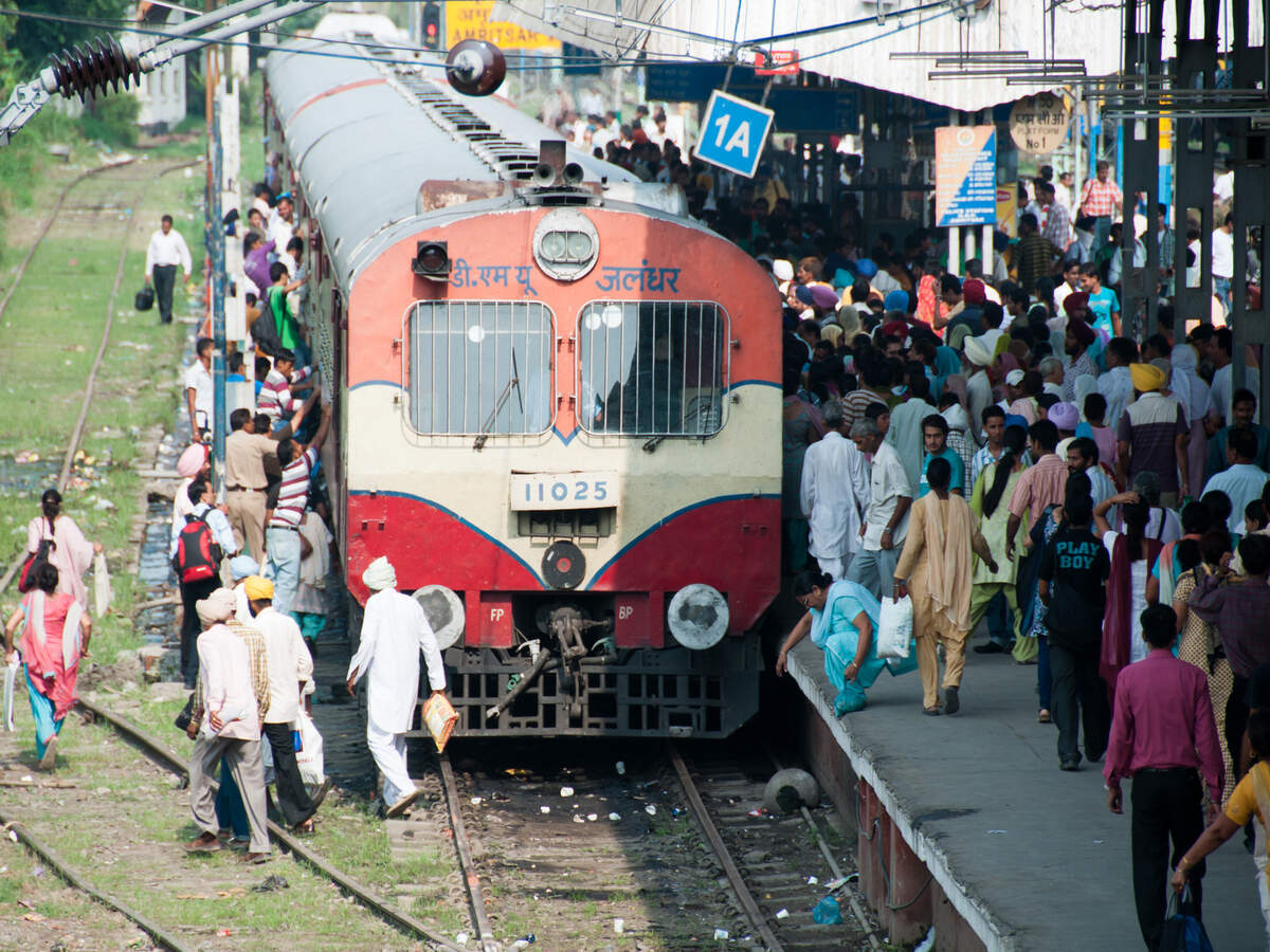 First passenger train reaches Punjab; these special trains resume as well First passenger train reaches Punjab; these special trains resume as well
