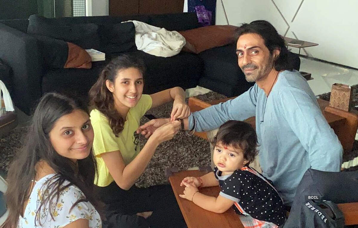 Arjun Rampal spent quality time with loved ones on his birthday!