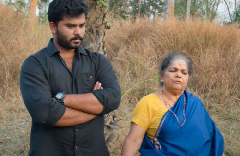 Ithu-En-Kathal-Puthakam2