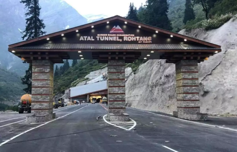 Atal Tunnel: Prior permission essential to cross it at night Atal Tunnel: Prior permission essential to cross it at night