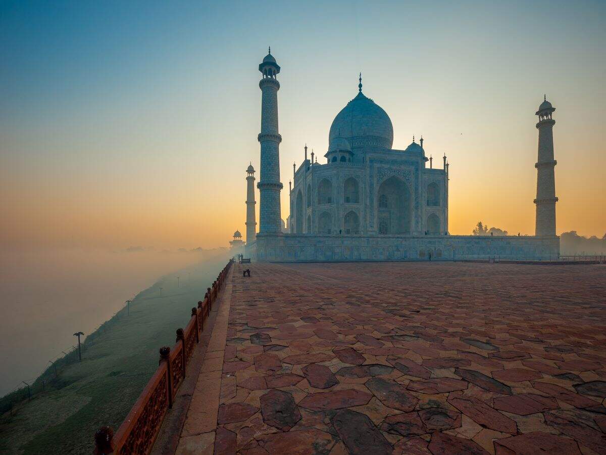 Agra Metro Rail to connect major tourist spots in the city Agra Metro Rail to connect major tourist spots in the city