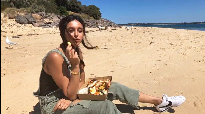 Shibani Dandekar enjoys the beach life, shares breathtaking pictures