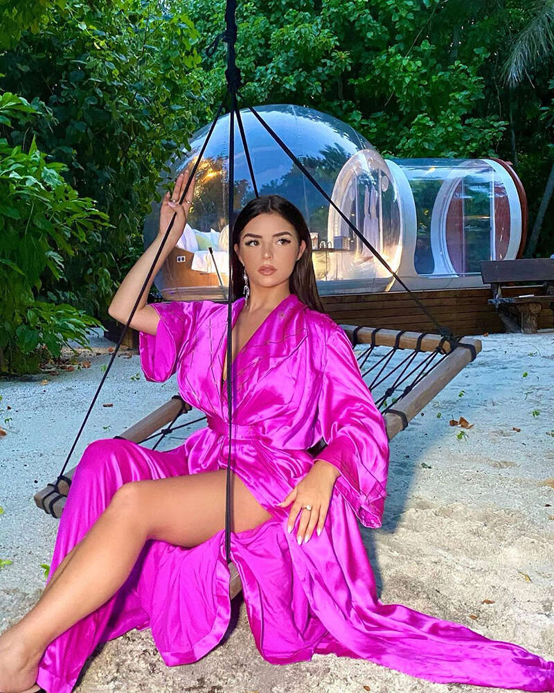 Instagram sensation shakes up the internet Instagram sensation shakes up the internet