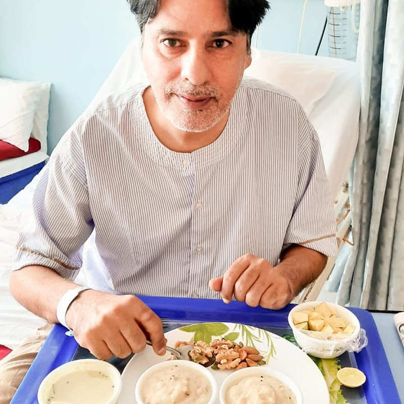 New pictures of Rahul Roy from the hospital go viral