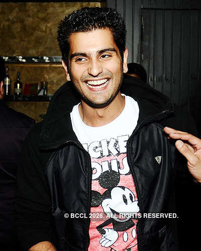 DJ Aqeel performs @ Hype