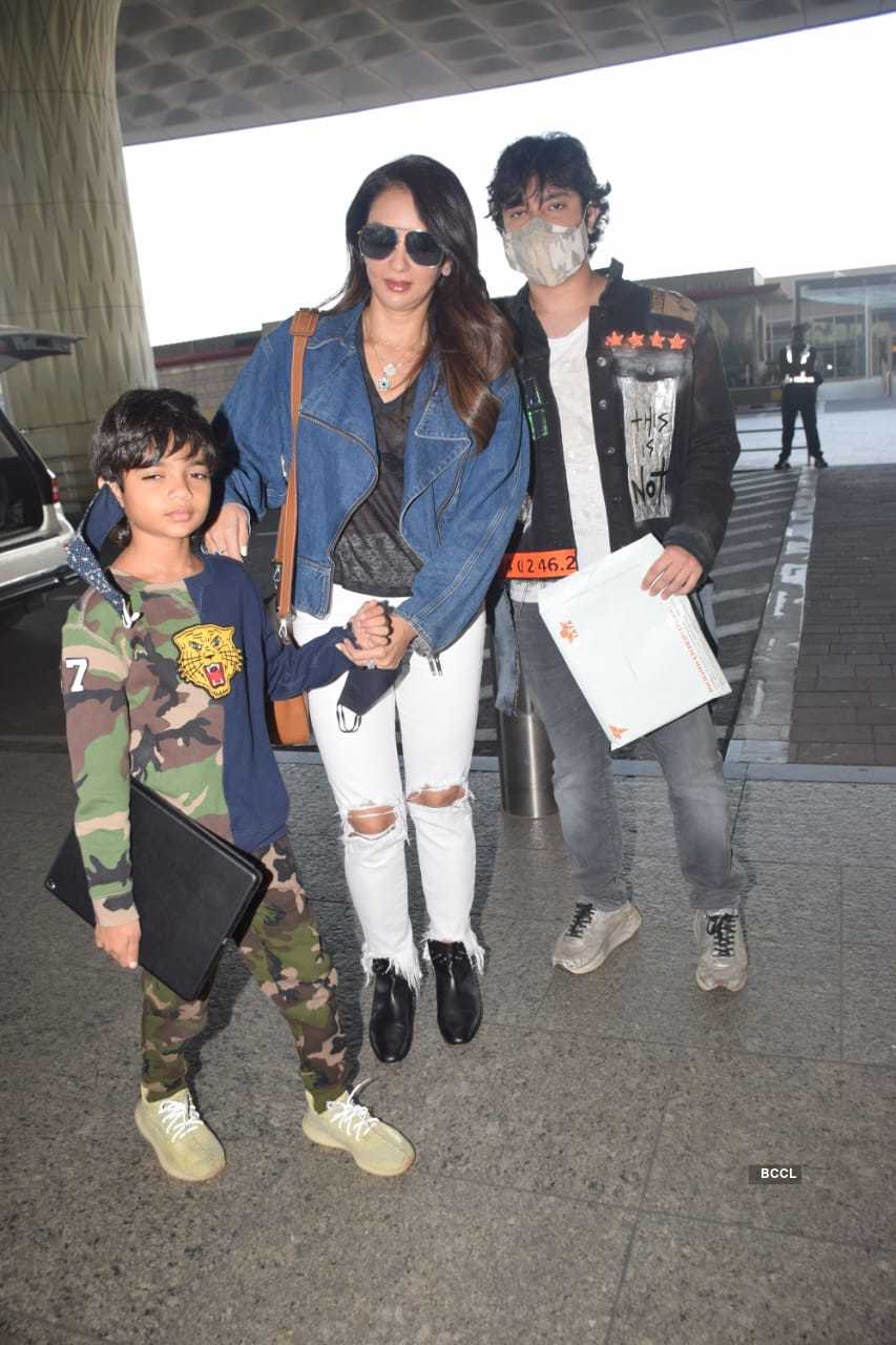 Seema Khan has the sweetest birthday wish for hubby Sohail, shares pictures with son Nirvan and Yohan | Hindi Movie News - Times of India