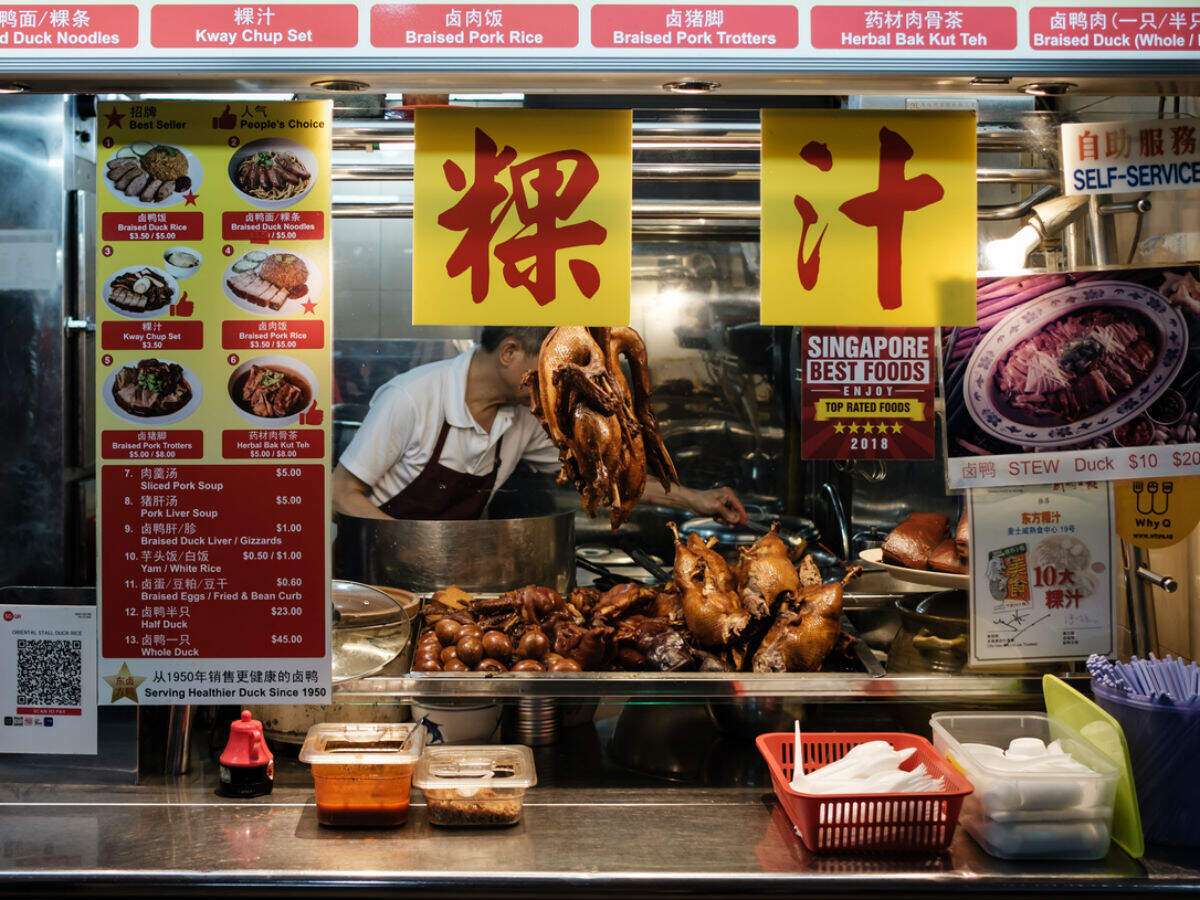 Singapore’s hawkers gets recognised by UNESCO Singapore’s hawkers gets recognised by UNESCO
