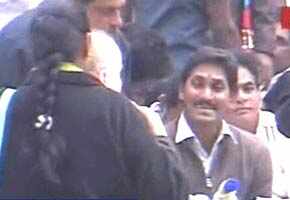 Jagan Reddy slams Congress
