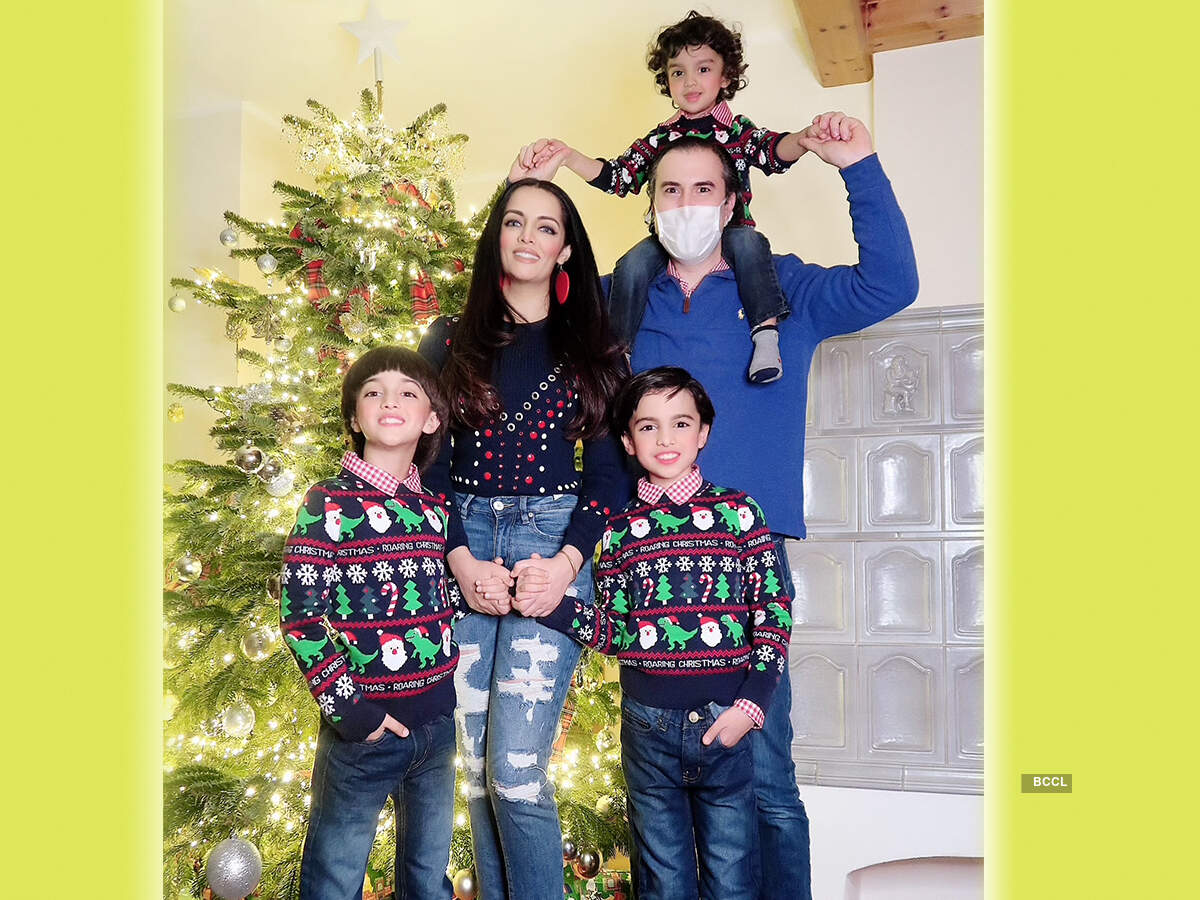 Here’s wishing you and your loved ones the best of Seasons Greetings