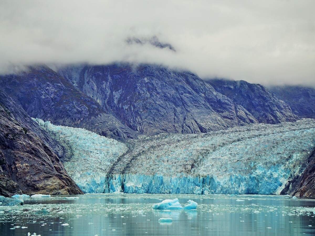 Solo cruising epic Alaska