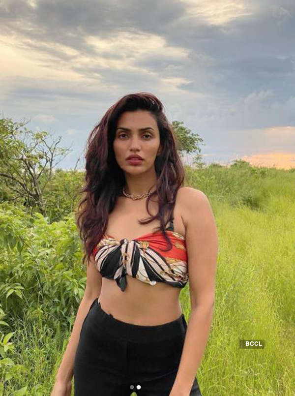 Akshara Gowda turns up the heat with her bewitching photoshoots