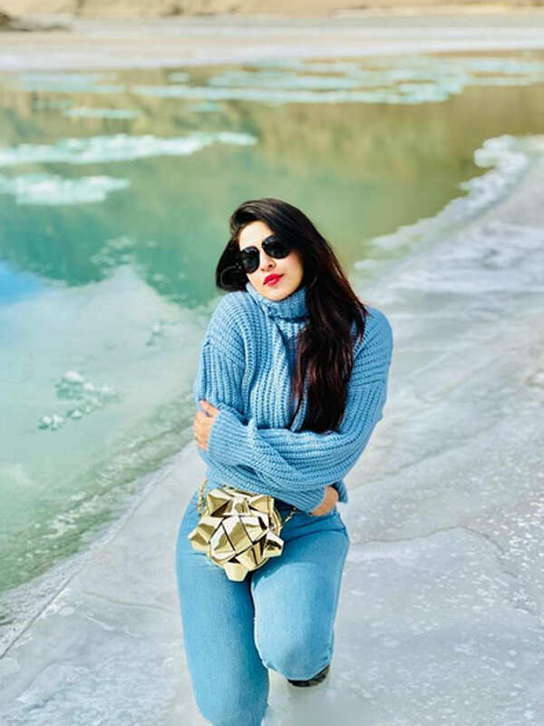 <BR> is turning heads with her bewitching pictures <BR> is turning heads with her bewitching pictures