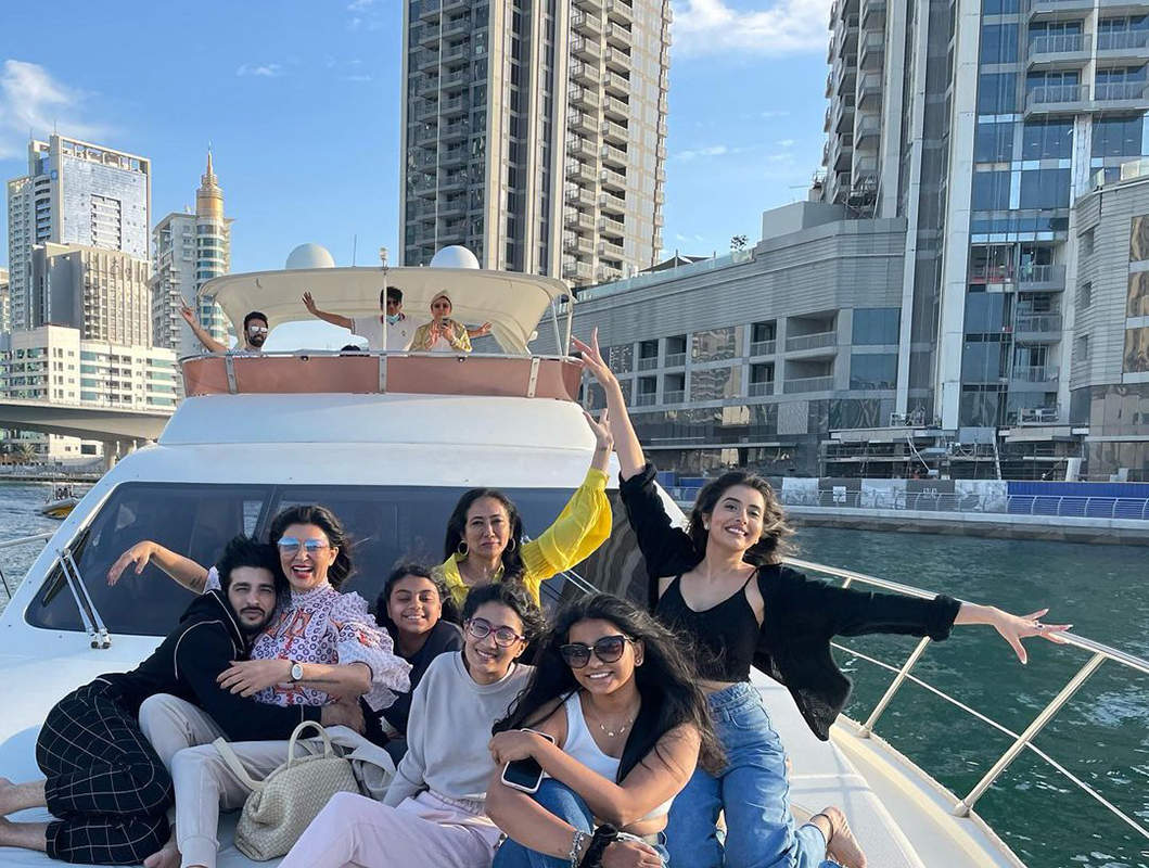 Unmissable pictures of Sushmita Sen and her family from her yacht party