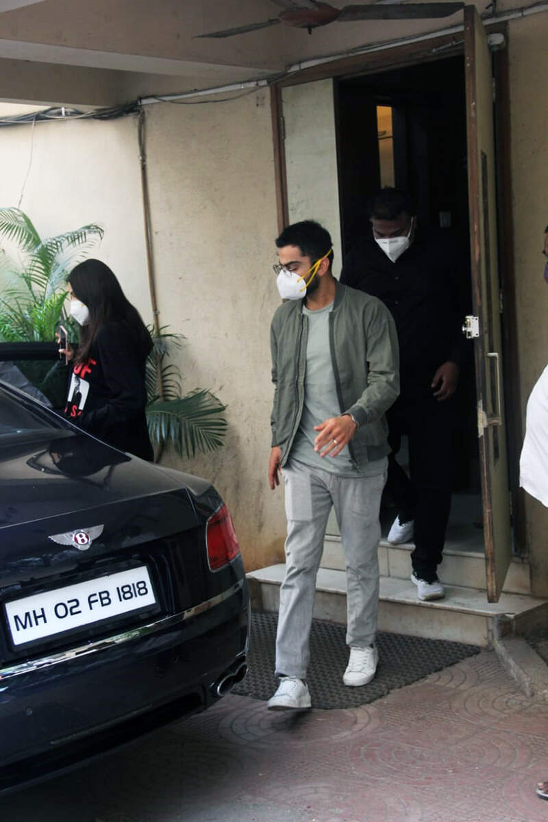 Candid moments of parents-to-be Virat Kohli and Anushka Sharma