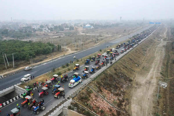 Farmers hold tractor rally at Delhi borders