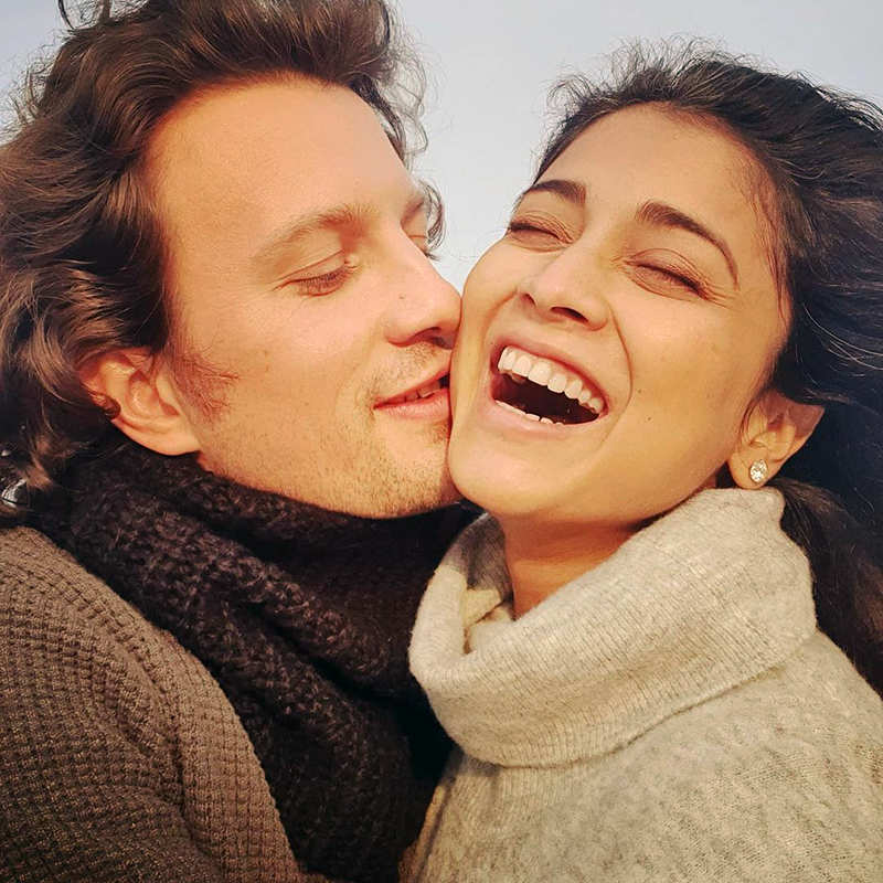 Romantic vacation pictures of South diva Shriya Saran with hubby go viral