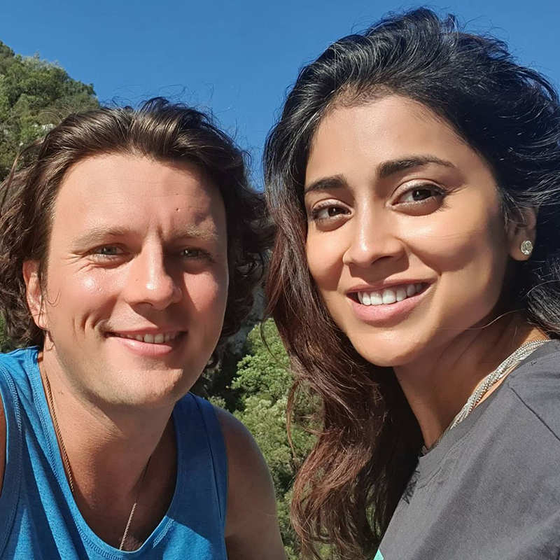 Romantic vacation pictures of South diva Shriya Saran with hubby go viral