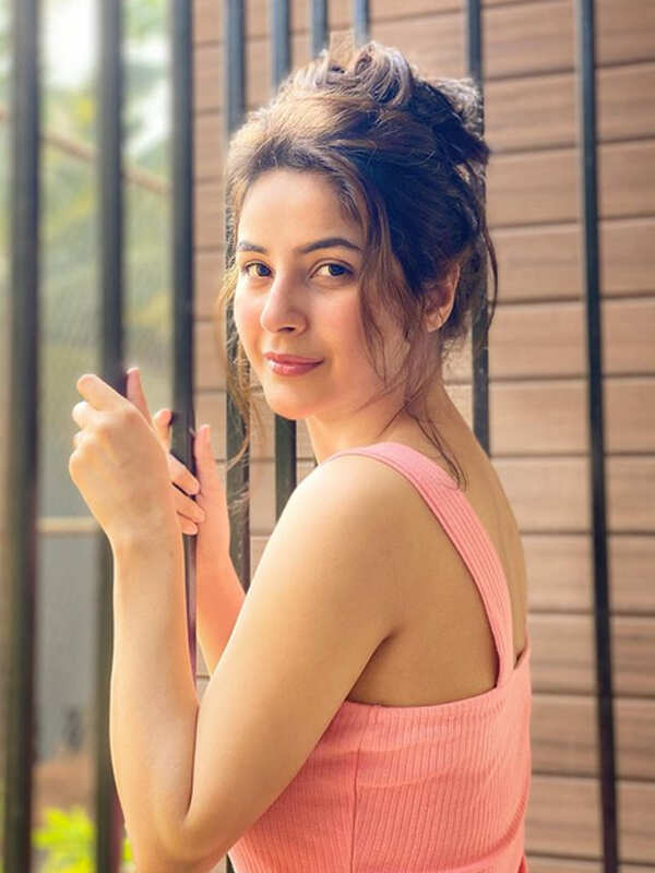 ์ Bigg Boss 13 ์ฐธ๊ฐ์ Shehnaaz Gill์ ๋งค๋ ฅ์ ์ธ ์ฌ์ง์ ๋์น ์ ์์ต๋๋ค! ์ Bigg Boss 13 ์ฐธ๊ฐ์ Shehnaaz Gill์ ๋งค๋ ฅ์ ์ธ ์ฌ์ง์ ๋์น ์ ์์ต๋๋ค!