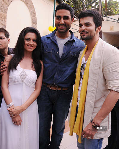 'Dum Maaro Dum' stars on 'Maryada...' 