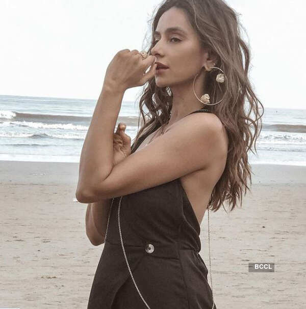 Shibani Dandekar shares loved-up picture on Farhan Akhtar's birthday