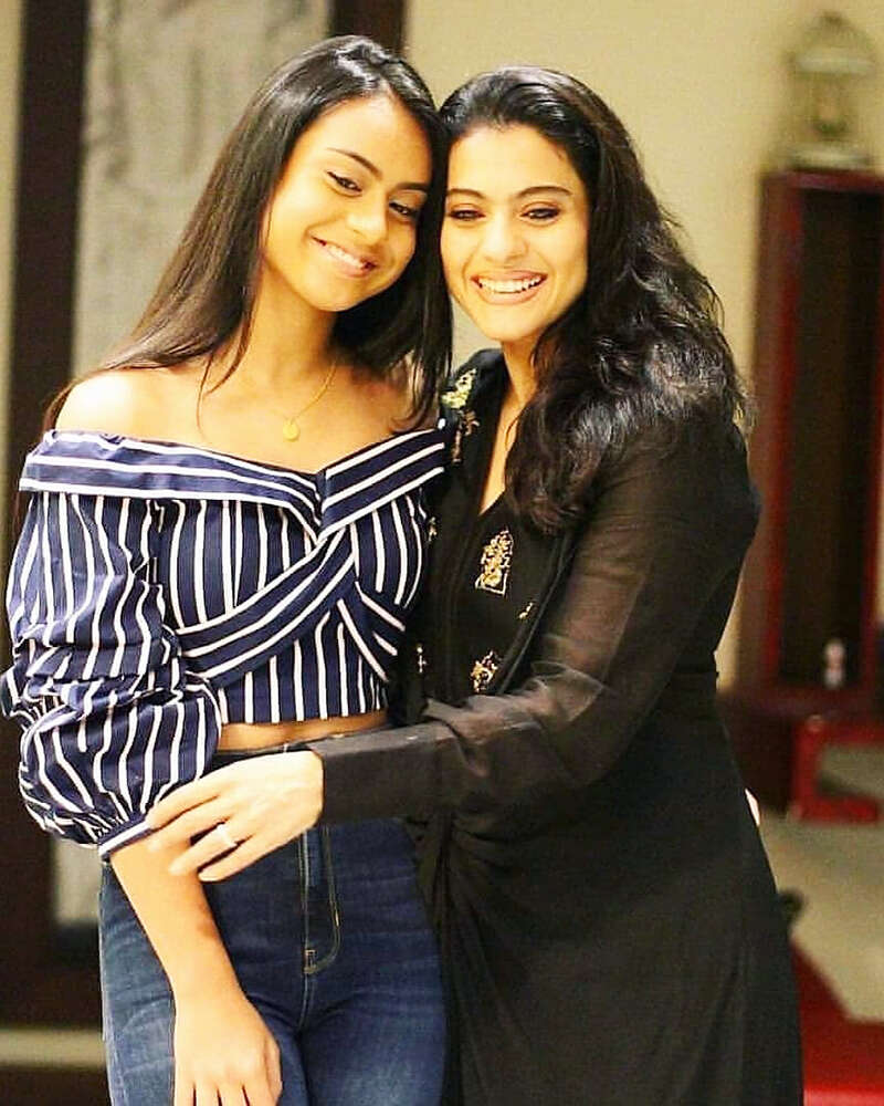 These candid pictures of Kajol and Nysa Devgn prove they are one stylish mother-daughter duo